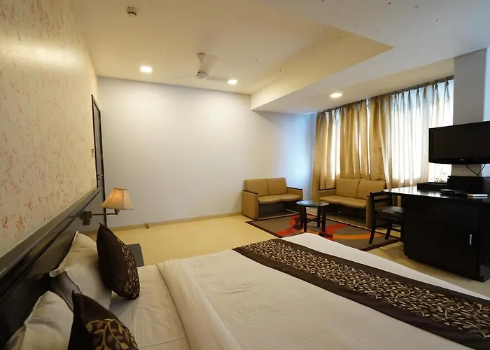 Townhouse Oak The Sapphire Comfort Hotel