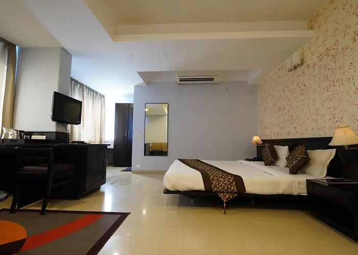 Townhouse Oak The Sapphire Comfort Hotel
